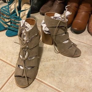 Heel sandals